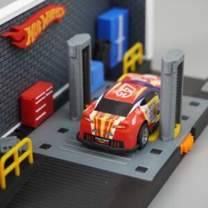 garage right zoom